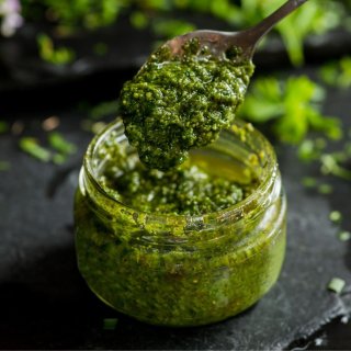 Mangoldpesto